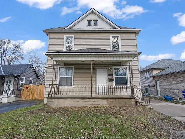2470 Cadillac St #UPPER — Photo 1