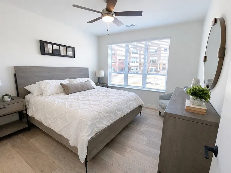 Paragon Place at Bear Claw Way — Photo 18