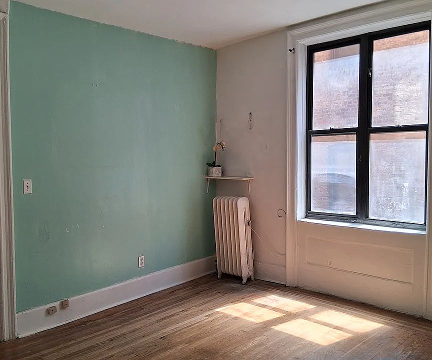 1st image of 834 Riverside Dr APT 3E