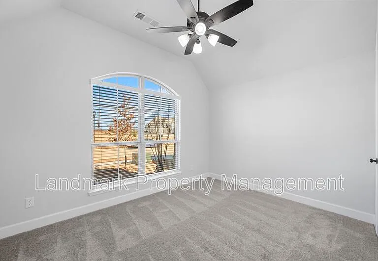 1822 Buckeye Ln — Photo 8