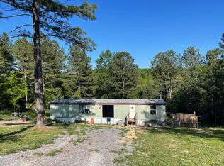 880 Riley Ln, Birchwood, TN 37308