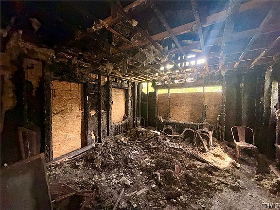 5th image of 140 Campbell Rd