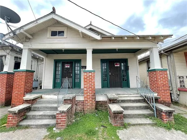 7110 Colapissa St, New Orleans, LA 70125