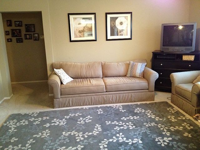 2nd image of 224 Summergrove Cir