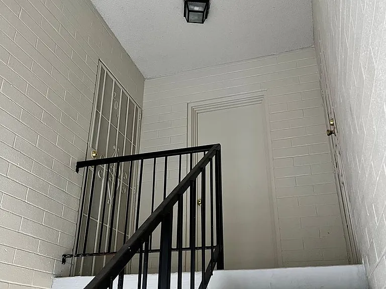 Catalina View Apartments — Photo 85