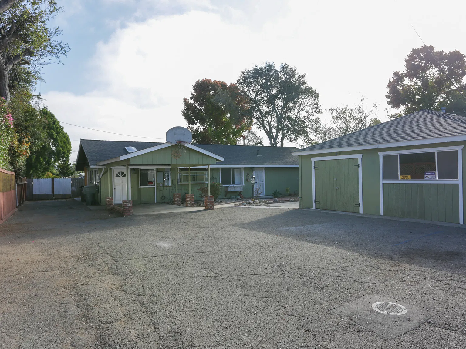 3 bed, 1566 sqft, $3,850 — Photo 3
