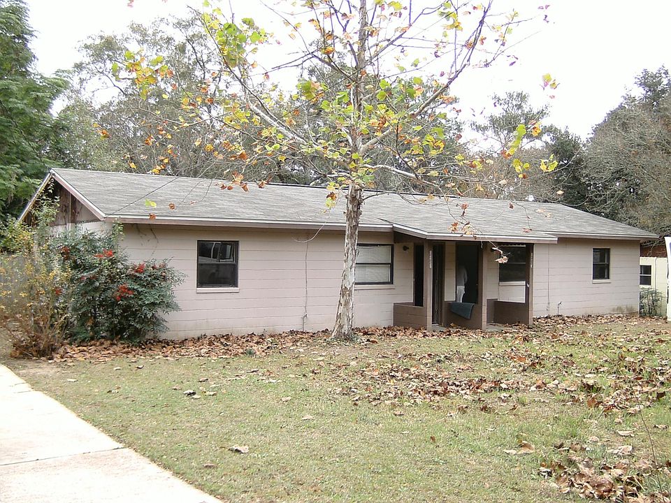 1st image of 1451 Fisher Ln