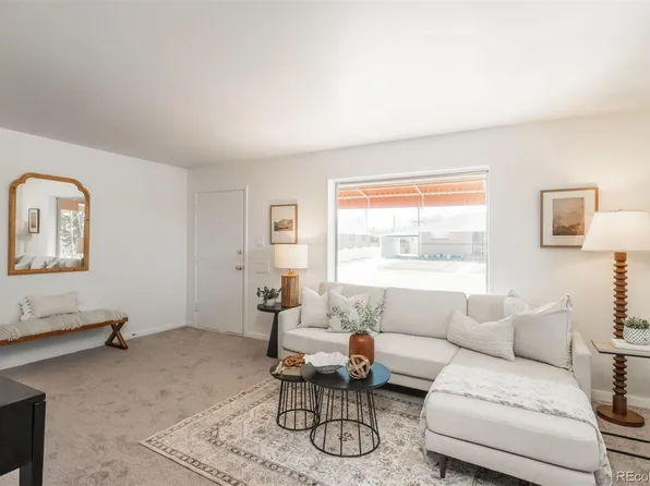7220 Avrum Drive, Denver, CO 80221