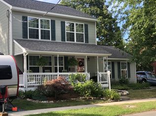 12 Garfield St, Glens Falls, NY 12801