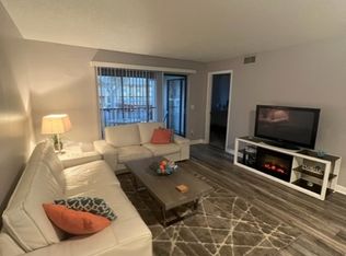 2400 Winding Creek Blvd APT 16-205, Clearwater, FL 33761