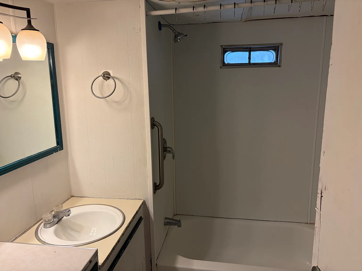 2 bed, $950 — Photo 4