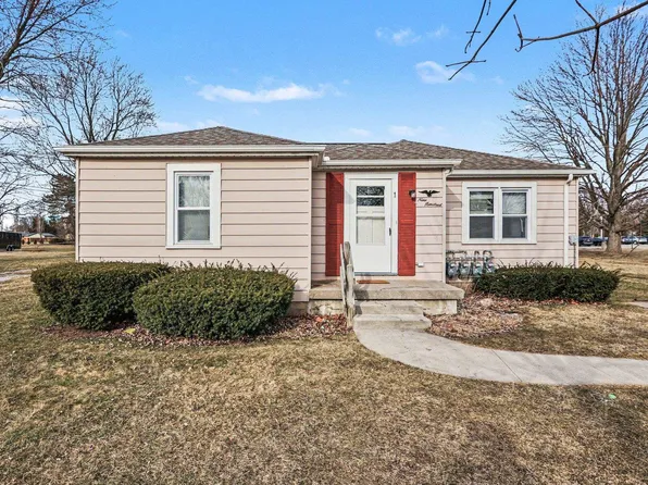 900 Mulholland St, Bay City, MI 48708