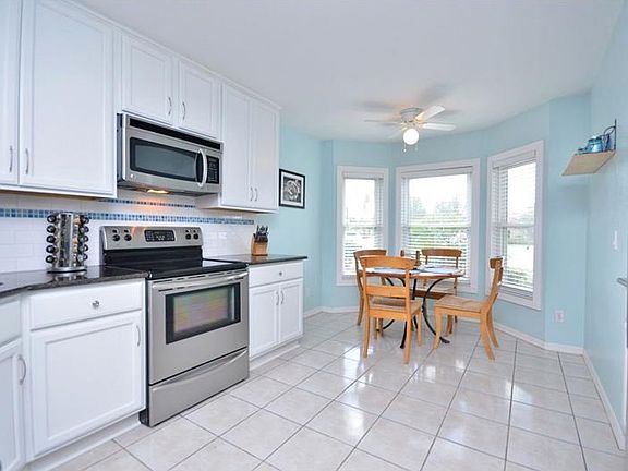 5th image of 4709 Fort Bravo Ct