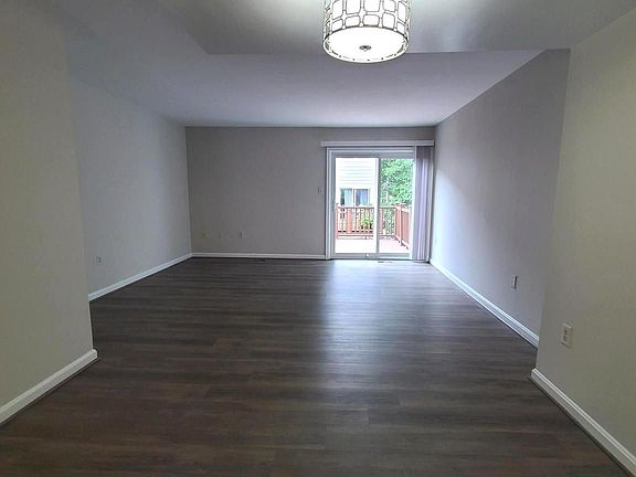 5th image of 6147 Glen Eagles Ct