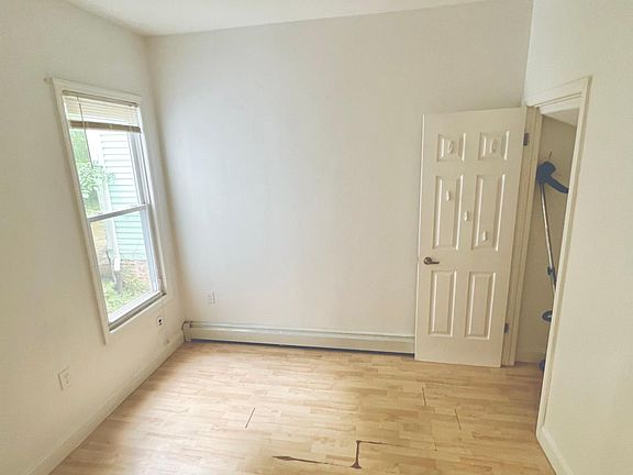 4th image of 2210 15th St #1