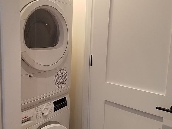 3rd image of 2858 Stillwell Ave APT 6F