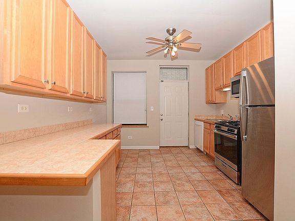 5th image of 7203 S Yates Blvd APT 4A