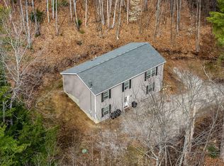 16 Death Valley Road, Minot, ME 04258