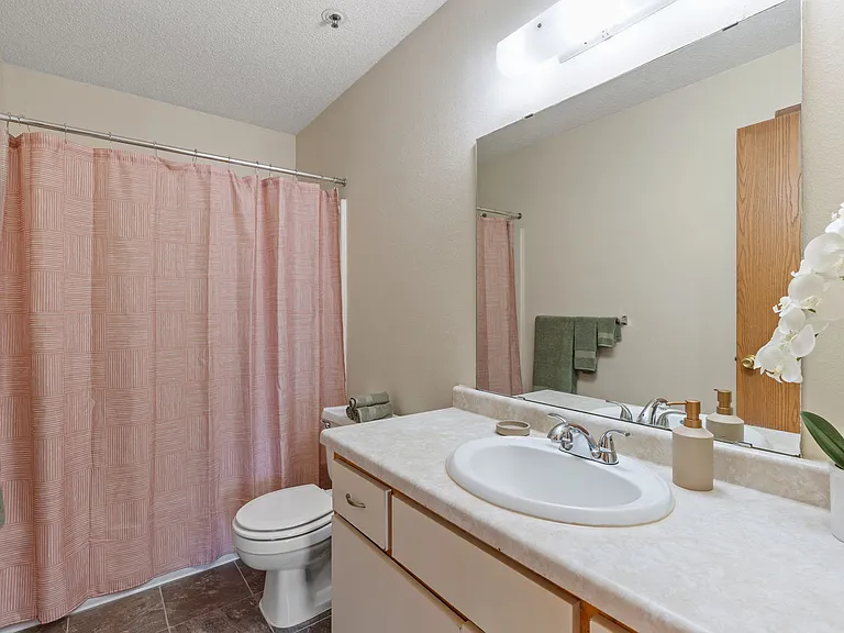 Camelot Square Living — Photo 11