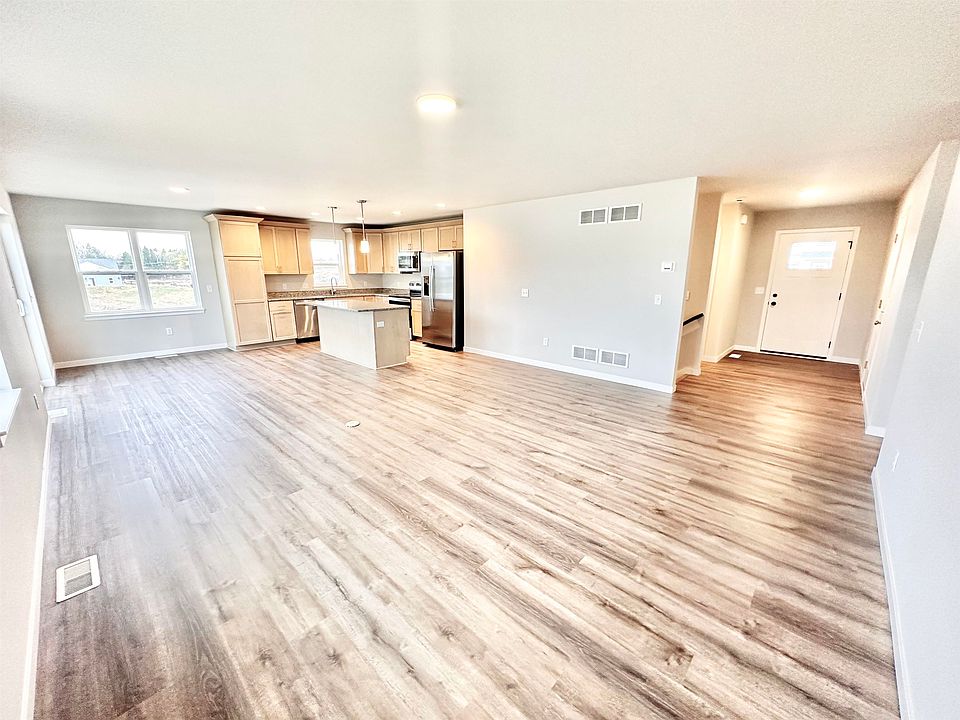 1st image of 340 Orchid Ave #61