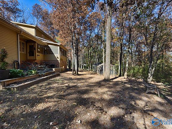 5th image of 9511 Hemlock Dr SE