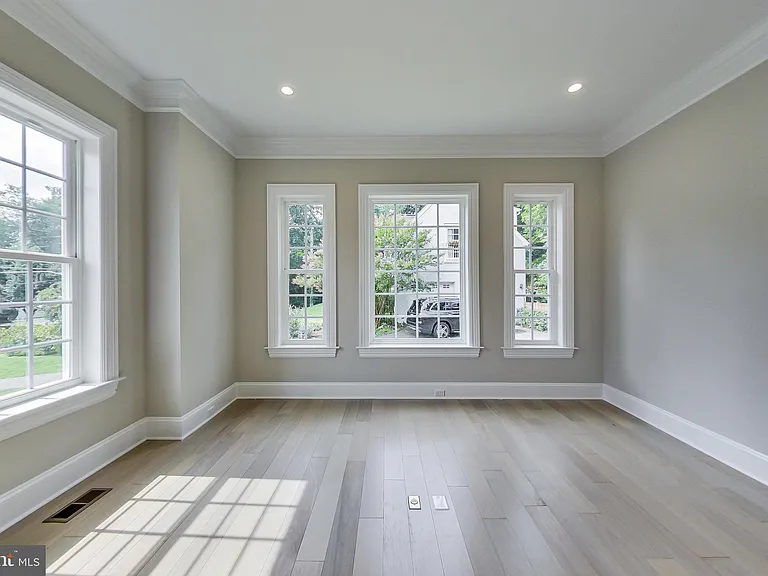 3104 Sleepy Hollow Rd — Photo 62