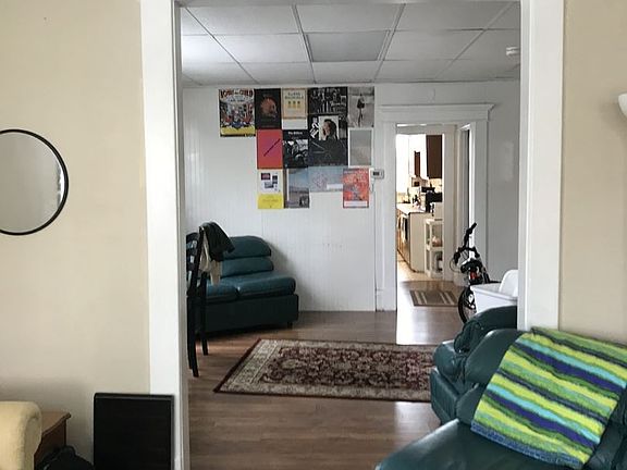 3rd image of 301 E 14th Ave