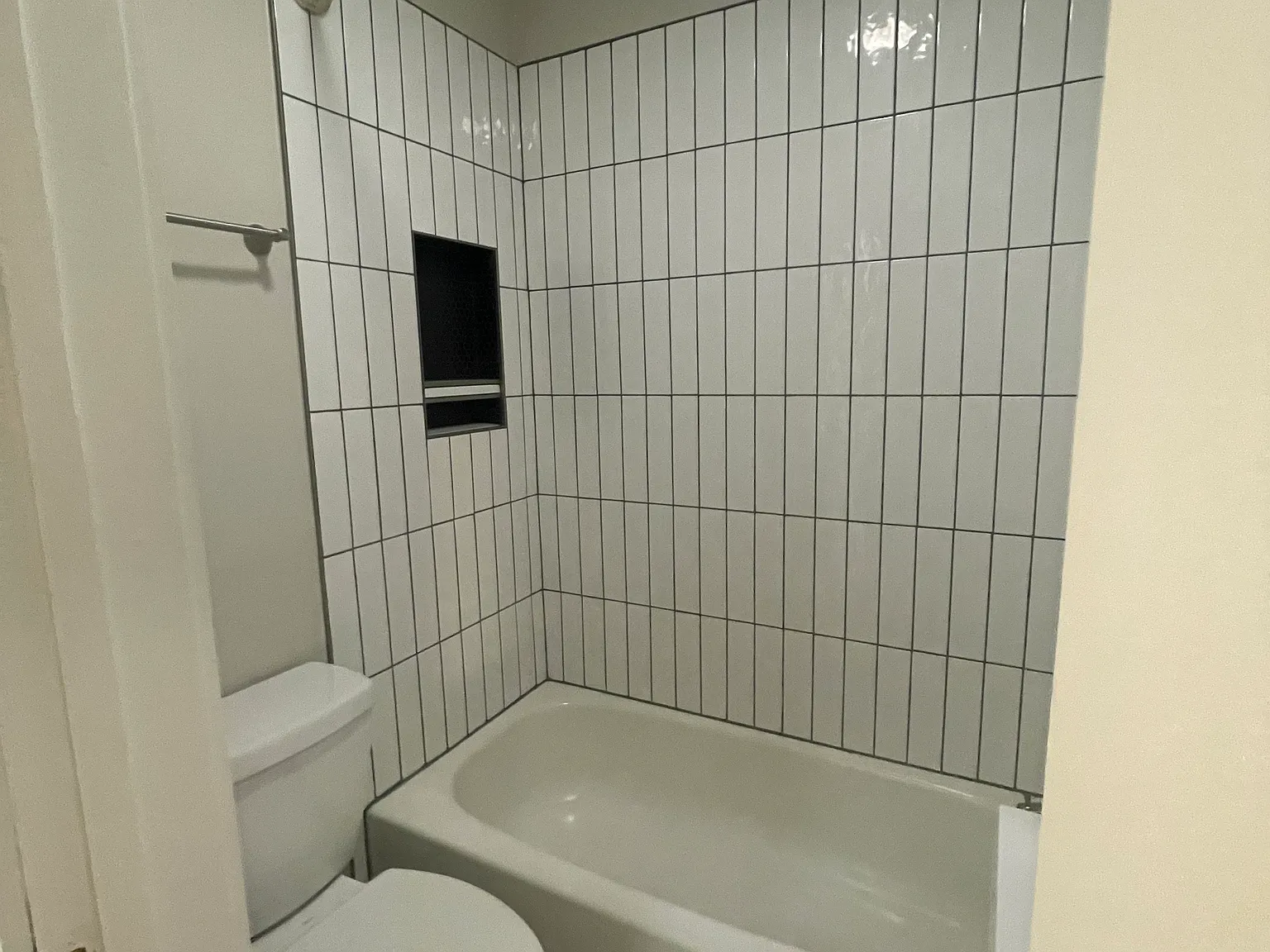 723 S Bond St — Photo 3