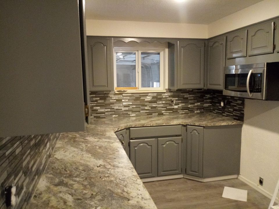 1st image of 1521 W 5th Ave #B