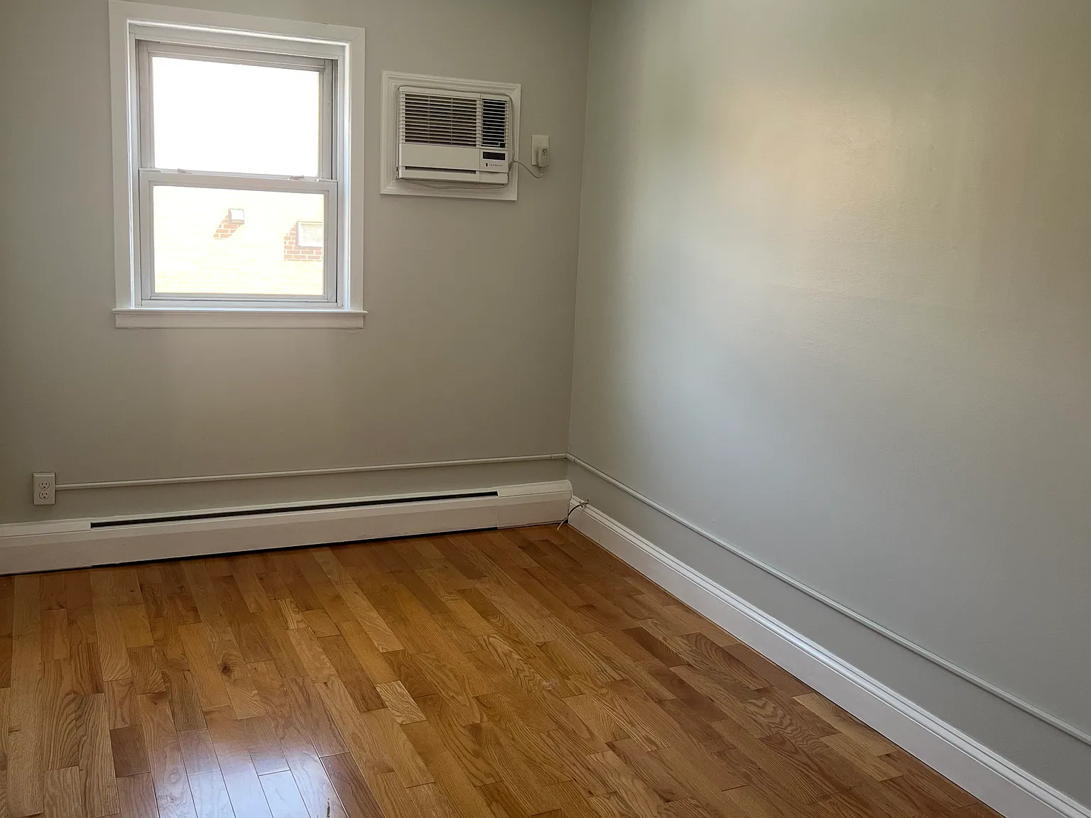 61-51 Borden Avenue — Photo 3