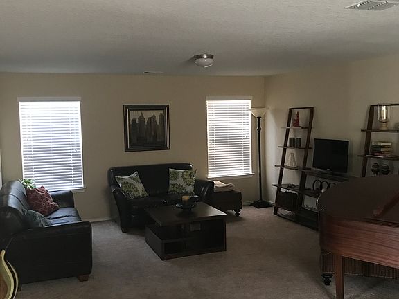 4th image of 25114 Remington Oaks