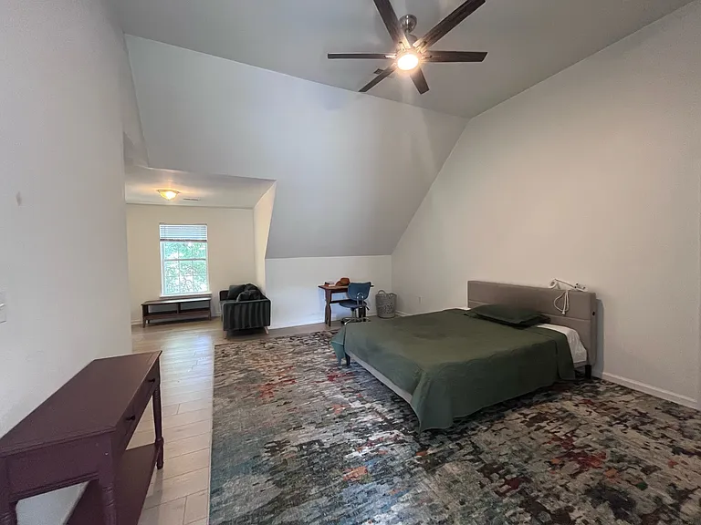 2420 Albion St — Photo 30