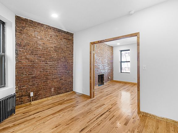4th image of 223 Sullivan St APT 4A