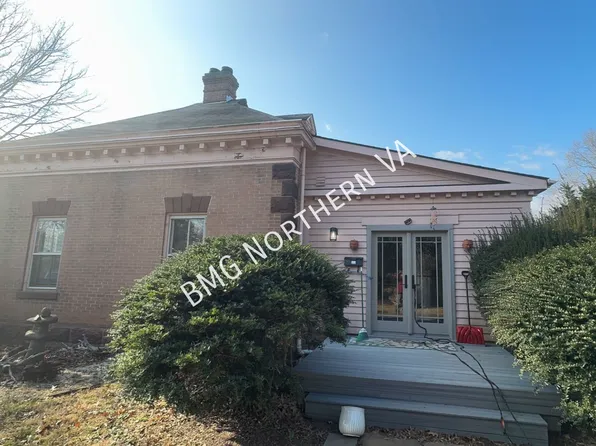 9218 Portner Ave, Manassas, VA 20110