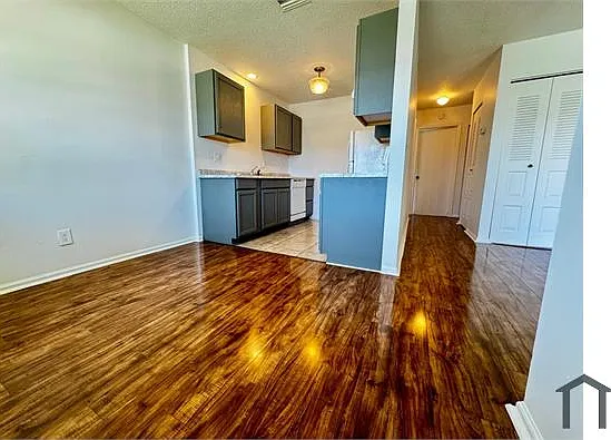 840 Center Ave #980 — Photo 8