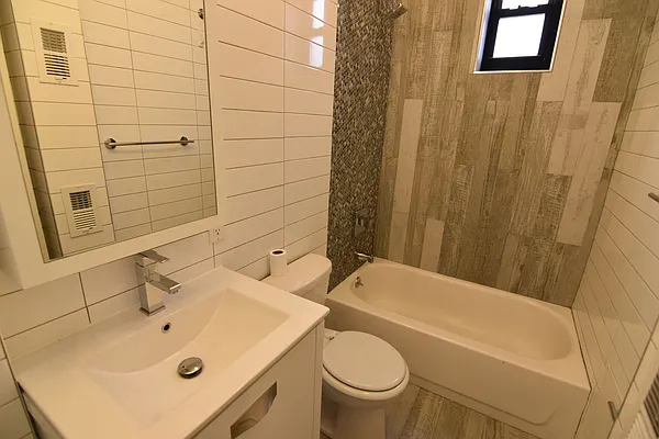 Rented by Zuz Realty | media 16