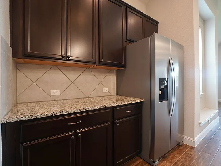 6650 Verona Pl — Photo 14