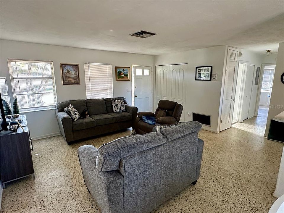 ほやページです！ 1456 N Page Dr, Deltona, FL 32725 | MLS #O6268316 | Zillow