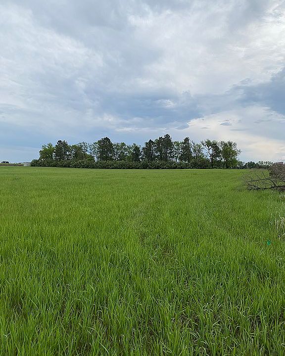 1st image of 00 16th Ave W