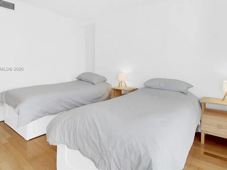 5757 Collins Ave #1003 — Photo 46