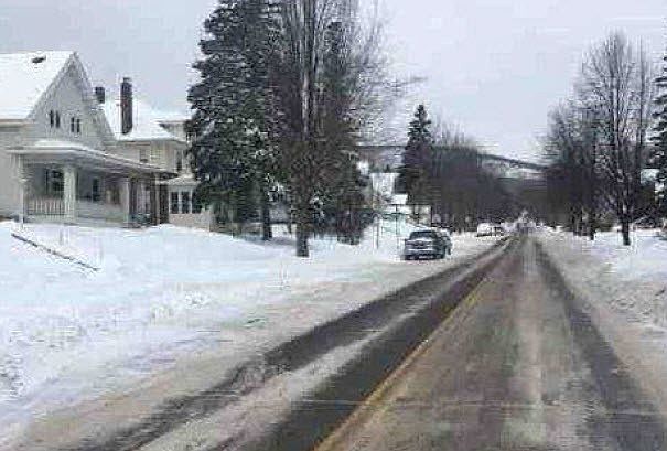 2nd image of 909 N Central Ave