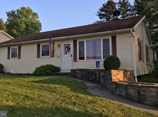 1043 E High St, Oakland, MD 21550