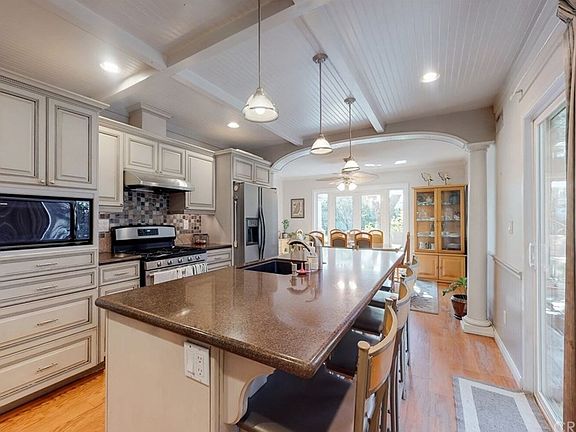 4th image of 11254 Sunburst St