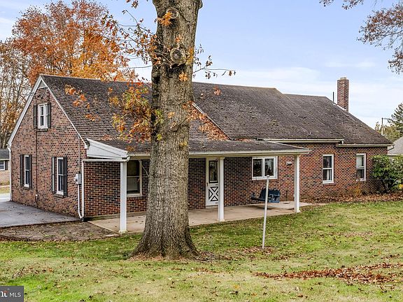 3rd image of 1245 W Swartzville Rd