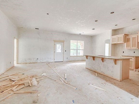 4th image of 870395 Red Stone Cir