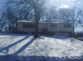 6125 W 104th St, Bloomington, MN 55438