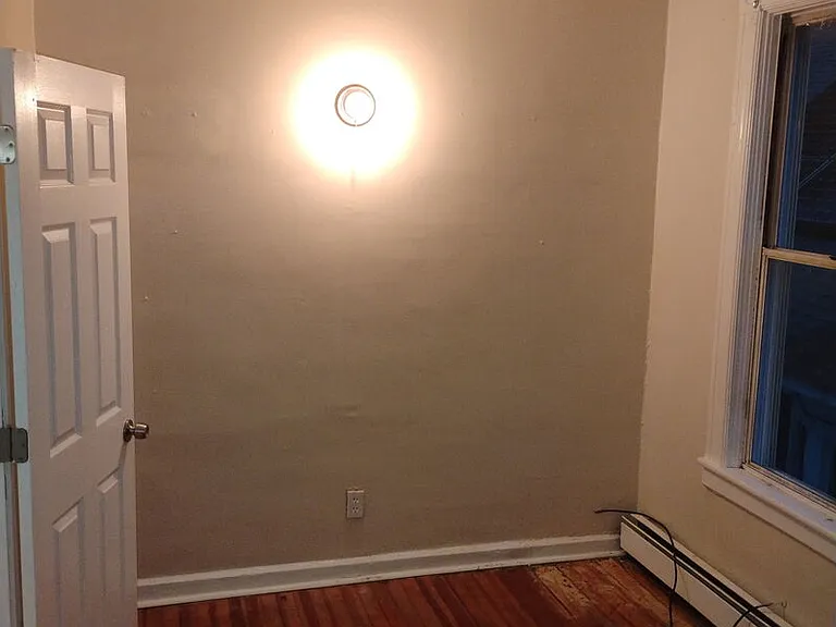864 Madison Ave — Photo 7