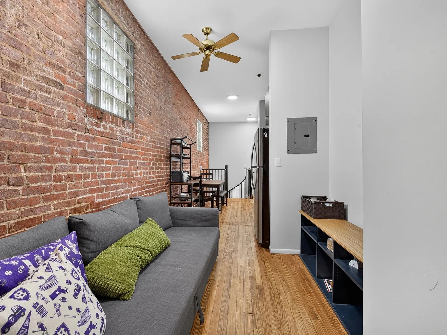 3 bed, 2.0 bath, $4,499 — Photo 4