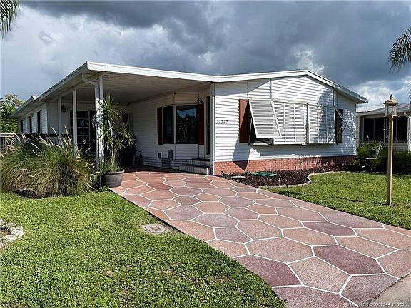 4th image of 14347 SW Golf Club Dr