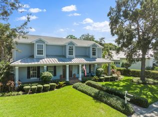 231 Oak Hammock Cir SW, Vero Beach, FL 32962